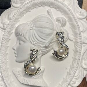 Freshwater Pearl Drop Earrings – Brass